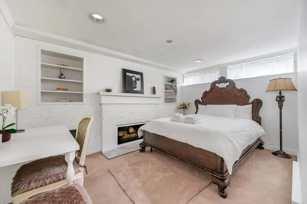 Chic And Cozy Vancouver Getaway Vakantiehuis